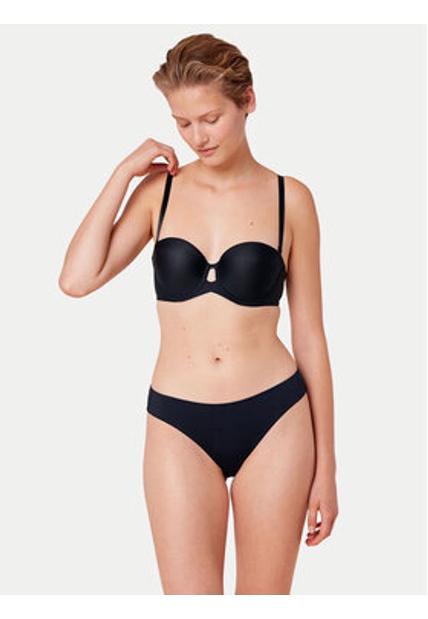 Triumph Biustonosz bardotka Pure Micro 10217872 Czarny. Kolor: czarny. Materiał: syntetyk