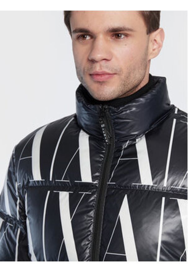 Armani Exchange Kurtka puchowa 8NZBP8 ZNULZ 22AR Czarny Regular Fit. Kolor: czarny. Materiał: syntetyk, puch