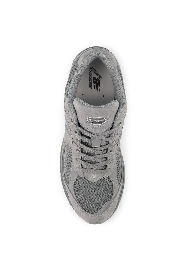 Buty unisex New Balance U20021O2 – szare. Kolor: szary. Materiał: zamsz, guma. Szerokość cholewki: normalna