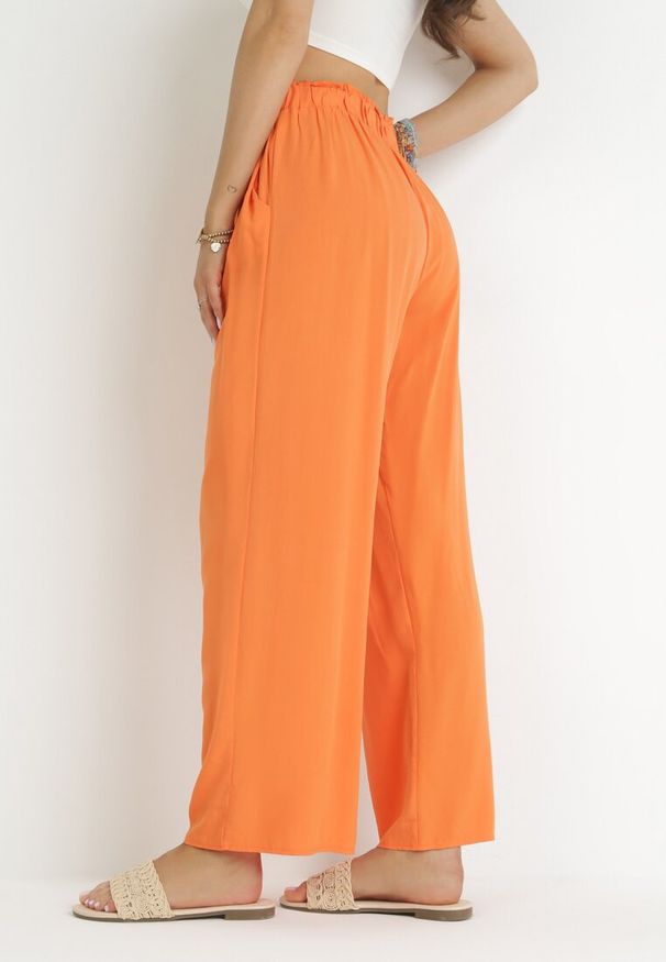 Born2be - Pomarańczowe Spodnie Sharrill. Kolor: pomarańczowy. Materiał: wiskoza. Długość: długie. Wzór: aplikacja, jednolity, gładki. Styl: elegancki