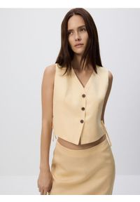 Reserved - Kamizelka z lnem - jasnożółty. Kolor: żółty. Materiał: len. Wzór: gładki. Styl: klasyczny