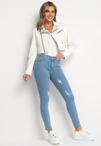 Born2be - Niebieskie Dopasowane Jeansy z Dziurami i Przetarciami Eviraes. Okazja: na co dzień. Kolor: niebieski. Styl: casual, elegancki #5