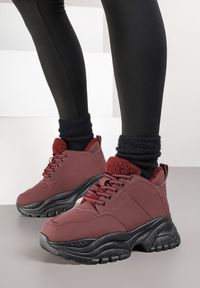 Renee - Bordowe Trapery Sneakersy Vices na Platformie z Tłoczeniem Nirrise. Okazja: na co dzień. Kolor: czerwony. Materiał: dresówka. Obcas: na platformie. Styl: casual #3