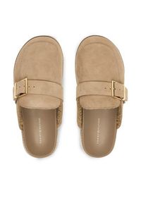 TOMMY HILFIGER - Tommy Hilfiger Klapki Th Buckle Fur Suede Mule FW0FW09083 Beżowy. Kolor: beżowy. Materiał: zamsz, skóra #4