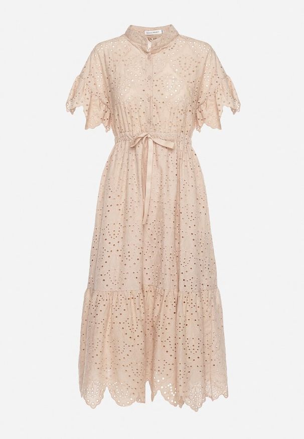 Born2be - Beżowa Haftowana Sukienka z Bawełny z Guzikami i Gumką w Talii Melliara. Okazja: na spacer, na imprezę. Typ kołnierza: dekolt w kształcie V. Kolor: beżowy. Materiał: bawełna. Długość rękawa: krótki rękaw. Wzór: haft. Sezon: lato. Styl: boho, klasyczny