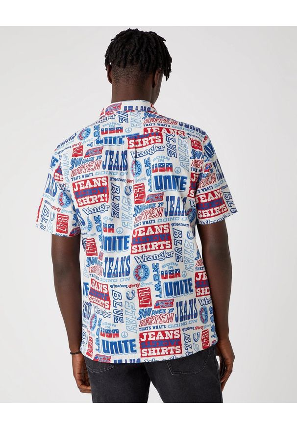 Wrangler - KOSZULA MĘSKA WRANGLER SS RELAXED SHIRT TEXT MANIA W5J47S18E 112130181