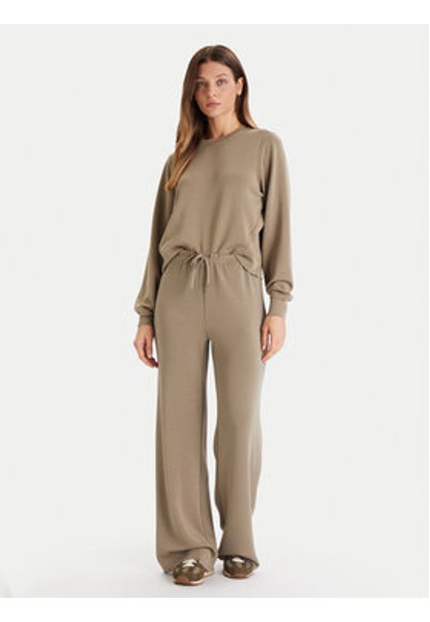 only - ONLY Bluza Maya 15361163 Zielony Regular Fit. Kolor: zielony. Materiał: syntetyk