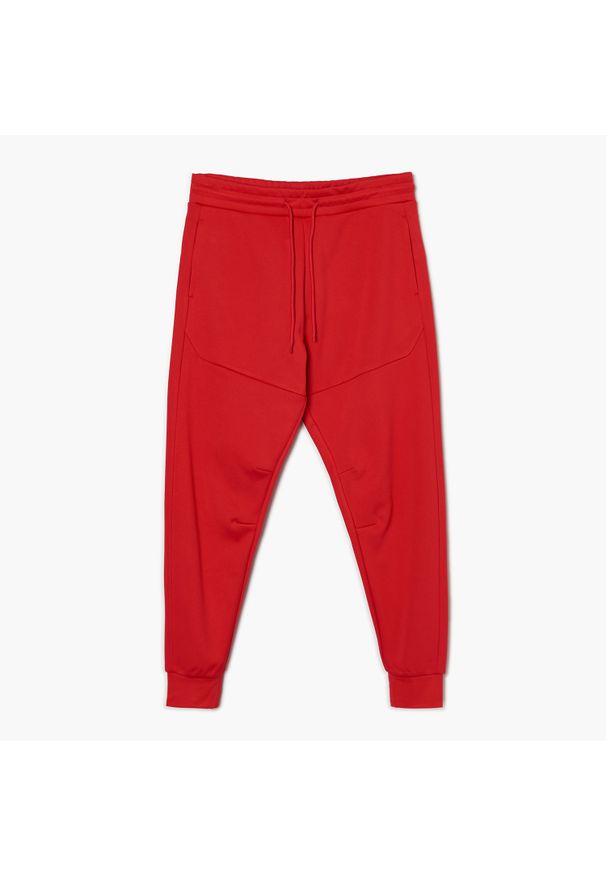 Cropp - Gładkie czerwone joggery - Czerwony. Kolor: czerwony. Materiał: dzianina. Długość: długie. Wzór: gładki
