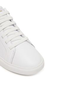 TOMMY HILFIGER - Tommy Hilfiger Sneakersy Th Icon Court Light FW0FW08948 Biały. Kolor: biały. Materiał: skóra #5
