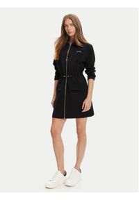 Guess Sukienka codzienna V5YK04 KCX42 Czarny Regular Fit. Okazja: na co dzień. Kolor: czarny. Materiał: syntetyk. Typ sukienki: proste. Styl: casual #4