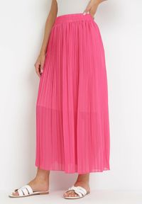 Born2be - Różowa Plisowana Spódnica Maxi z Gumką w Talii Erlere. Kolor: różowy #1
