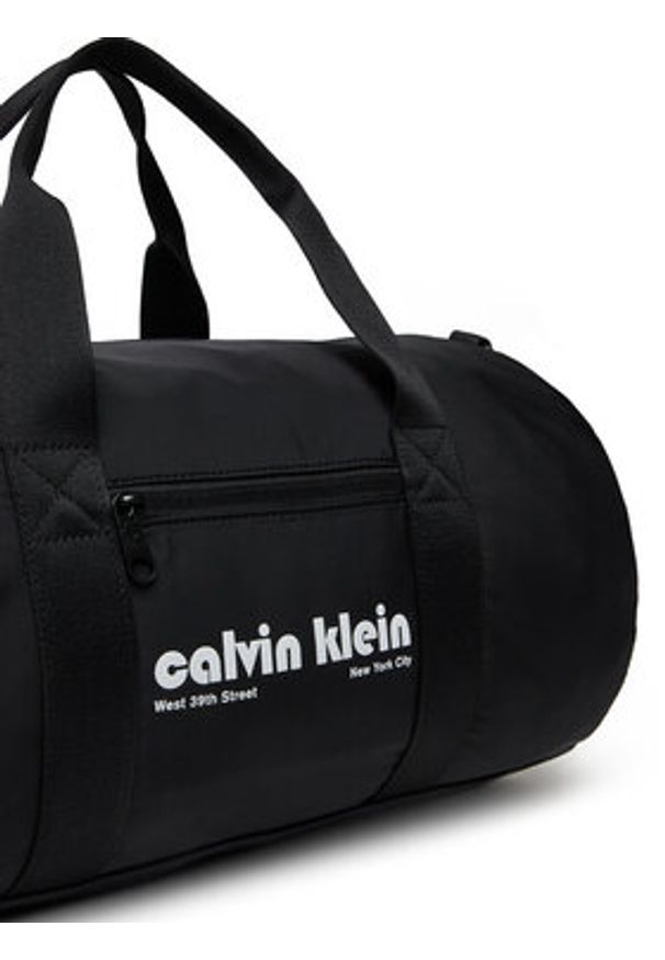 Calvin Klein Jeans Torba sportowa Ckj Graphic Ck Crossbody Duffle LV04G3163G Czarny. Kolor: czarny. Materiał: materiał