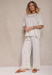 Renee - Jasnoszary Komplet Oversize z Bluzką i Luźnymi Spodniami w Stylu Boho Ronivara. Kolor: szary. Wzór: aplikacja