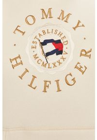 TOMMY HILFIGER - Tommy Hilfiger - Bluza. Okazja: na co dzień. Typ kołnierza: kaptur. Kolor: kremowy. Materiał: bawełna, dzianina, elastan. Wzór: aplikacja. Styl: casual #5