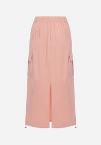 Born2be - Różowa Spódnica z Kieszeniami w Stylu Cargo na Dole Ściągacze ze Stoperem Obilasa. Kolor: różowy. Materiał: tkanina #5