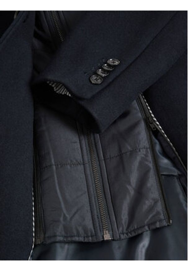 Matinique Płaszcz wełniany 30206267 Granatowy Regular Fit. Kolor: niebieski. Materiał: wełna