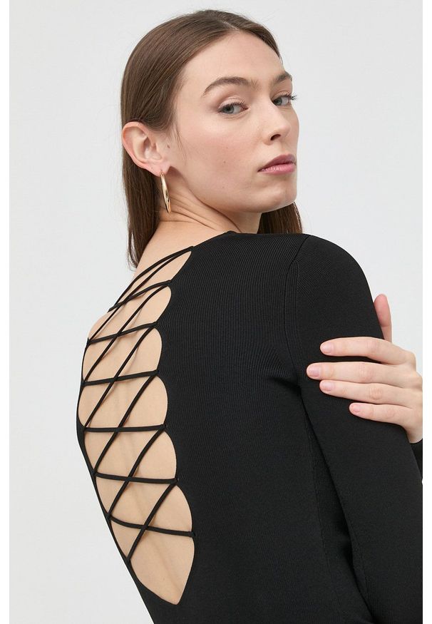 Elisabetta Franchi sweter damski kolor czarny lekki. Kolor: czarny. Materiał: dzianina. Długość rękawa: długi rękaw. Długość: długie. Wzór: gładki