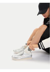 Reebok Sneakersy CEO-FIORI AR30309W-SCB Srebrny. Kolor: srebrny. Materiał: skóra #2