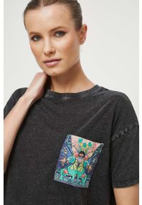 medicine - Medicine t-shirt bawełniany kolor szary. Kolor: szary. Materiał: bawełna. Długość rękawa: krótki rękaw. Długość: krótkie. Wzór: nadruk. Styl: klasyczny #3