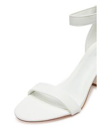 DeeZee Sandały E3611-1 Biały. Kolor: biały. Materiał: materiał, syntetyk