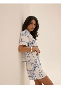 Sinsay - Szorty z wiskozą z motywem morskim - wielobarwny. Kolor: morski. Materiał: wiskoza #1