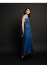 Reserved - Jeansowa sukienka maxi - granatowy. Kolor: niebieski. Materiał: jeans. Długość: maxi