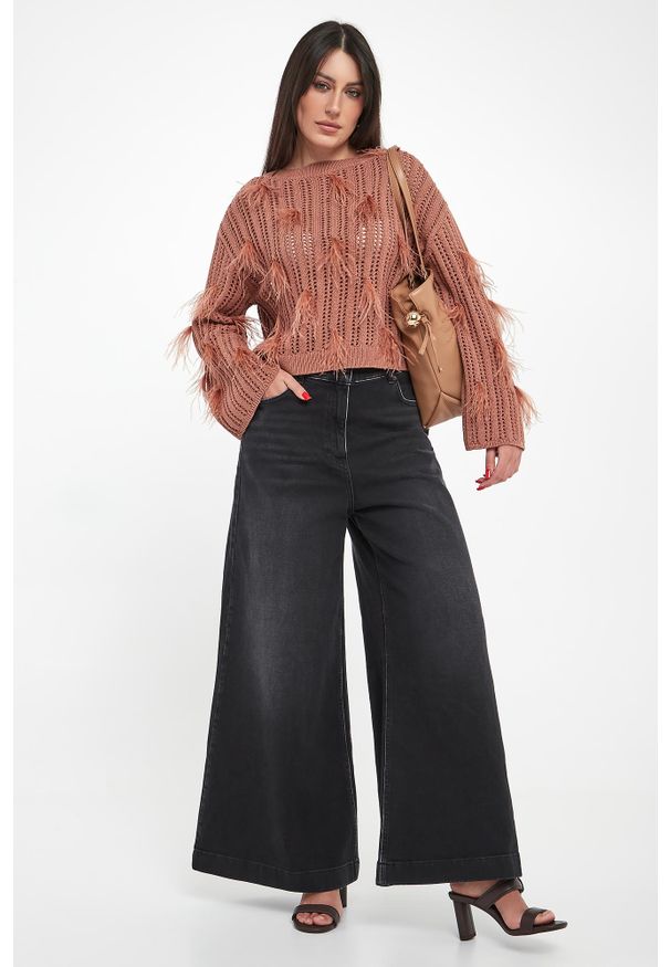 Twinset Milano - Sweter damski ażurowy z piórkami TWINSET. Wzór: ażurowy