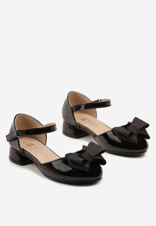 Born2be - Czarne Balerinki Shemi. Zapięcie: rzepy. Kolor: czarny. Materiał: lakier. Styl: elegancki