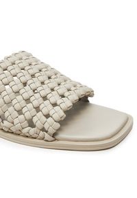 Calvin Klein Klapki Flat Slide Latt HW0HW02143 Beżowy. Kolor: beżowy. Materiał: skóra #6