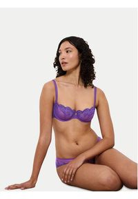 Triumph Biustonosz balkonetka Comfort Glam 10224928 Fioletowy. Kolor: fioletowy. Materiał: syntetyk #3