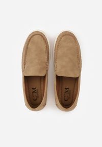 Born2be - Ciemnobeżowe Półbuty Typu Mokasyny z Plecionką Aigalira. Okazja: na co dzień. Kolor: beżowy. Materiał: jeans. Styl: klasyczny, casual, elegancki #2