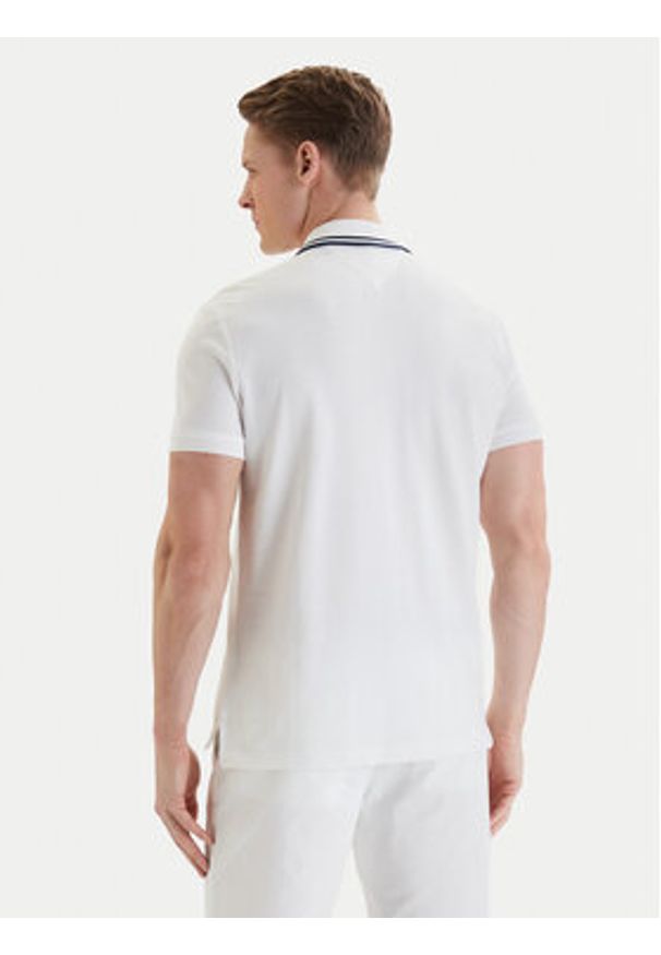 TOMMY HILFIGER - Tommy Hilfiger Polo Badge MW0MW43061 Biały Regular Fit. Typ kołnierza: polo. Kolor: biały. Materiał: bawełna