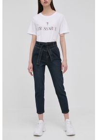 Trussardi Jeans - Trussardi t-shirt bawełniany kolor biały. Okazja: na co dzień. Kolor: biały. Materiał: bawełna. Wzór: nadruk. Styl: casual #2