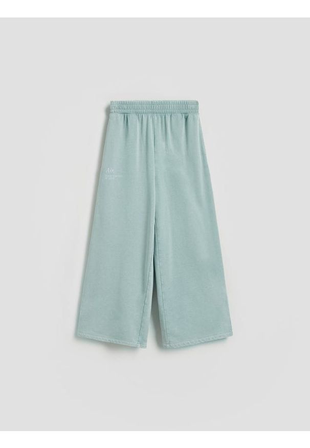 Reserved - Luźne spodnie dresowe - miętowy. Kolor: miętowy. Materiał: dresówka