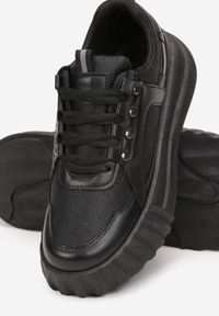 Born2be - Czarne Sneakersy Linani. Wysokość cholewki: przed kostkę. Kolor: czarny. Materiał: materiał. Szerokość cholewki: normalna. Wzór: nadruk. Obcas: na platformie