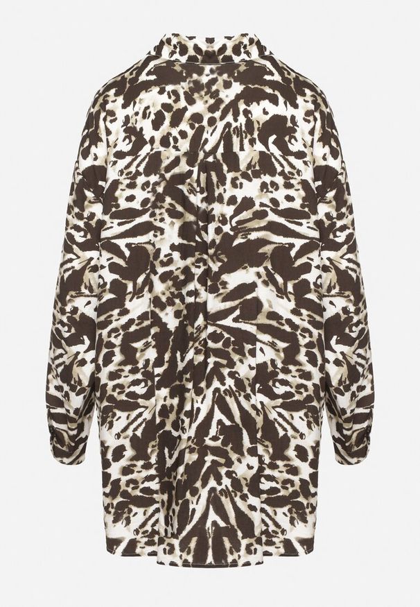 Born2be - Ciemnobeżowa Wiskozowa Koszula z Lnem Ozdobiona Geometrycznym Wzorem Emirelae. Okazja: na spotkanie biznesowe. Typ kołnierza: dekolt w kształcie V. Kolor: beżowy. Materiał: wiskoza, len. Długość rękawa: długi rękaw. Długość: długie. Wzór: geometria, aplikacja. Styl: klasyczny, biznesowy