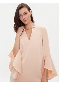 TwinSet - TWINSET Sukienka koktajlowa 241TP2292 Różowy Straight Fit. Kolor: różowy. Materiał: syntetyk. Styl: wizytowy #4