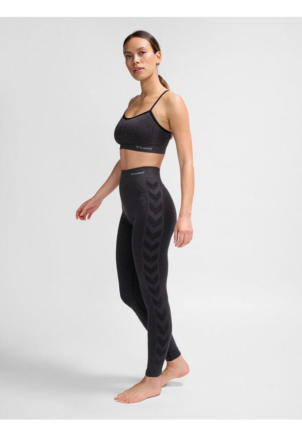 Damski biustonosz sportowy Hummel CI Scrunch. Kolor: czarny. Sport: fitness