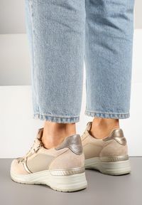 Born2be - Beżowe Sneakersy na Koturnie ze Skórzaną Wkładką i Ozdobnym Suwakiem Arivnia. Okazja: na co dzień. Kolor: beżowy. Materiał: skóra. Obcas: na koturnie. Wysokość obcasa: średni #3
