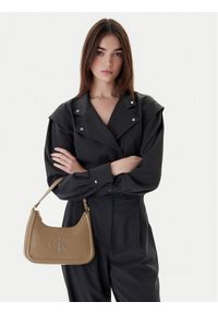 Calvin Klein Torebka Bold Ck Small Shoulder Bag LV04F3230G Beżowy. Kolor: beżowy. Materiał: skórzane #1