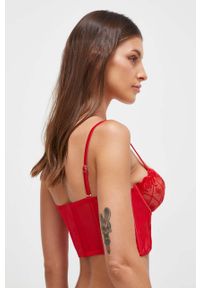 Guess biustonosz kolor czerwony koronkowy gładki. Kolor: czerwony. Materiał: koronka. Rodzaj stanika: różne sposoby noszenia, biustonosz z fiszbinami, odpinane ramiączka. Wzór: gładki #2
