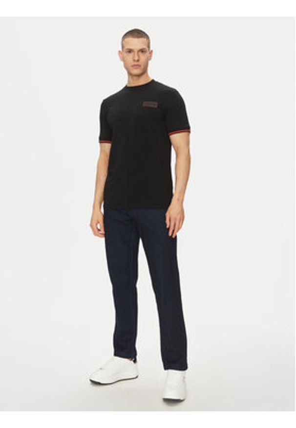 Karl Lagerfeld - KARL LAGERFELD T-Shirt 755020 552221 Czarny Regular Fit. Typ kołnierza: dekolt w karo. Kolor: czarny. Materiał: bawełna