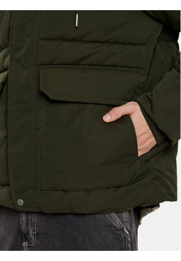 Jack & Jones Kurtka zimowa Carl 12256901 Zielony Straight Fit. Kolor: zielony. Materiał: syntetyk. Sezon: zima