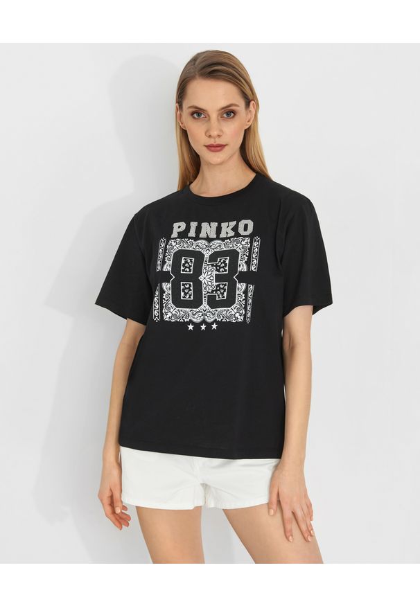 Pinko - PINKO - Czarny t-shirt z nadrukiem Svalutation. Kolor: czarny. Materiał: jeans, jersey, bawełna. Wzór: nadruk