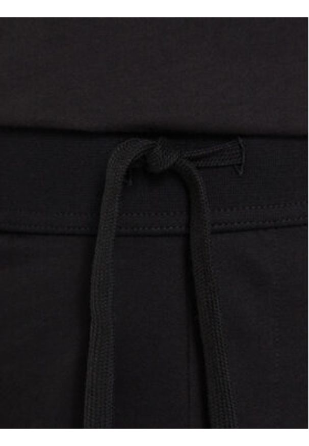 BOSS Spodnie dresowe Authentic 50545565 Czarny Slim Fit. Kolor: czarny. Materiał: bawełna