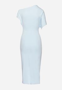 Born2be - Jasnoniebieska Asymetryczna Sukienka Midi o Dopasowanym Fasonie Tivalle. Kolor: niebieski. Typ sukienki: asymetryczne. Długość: midi #5