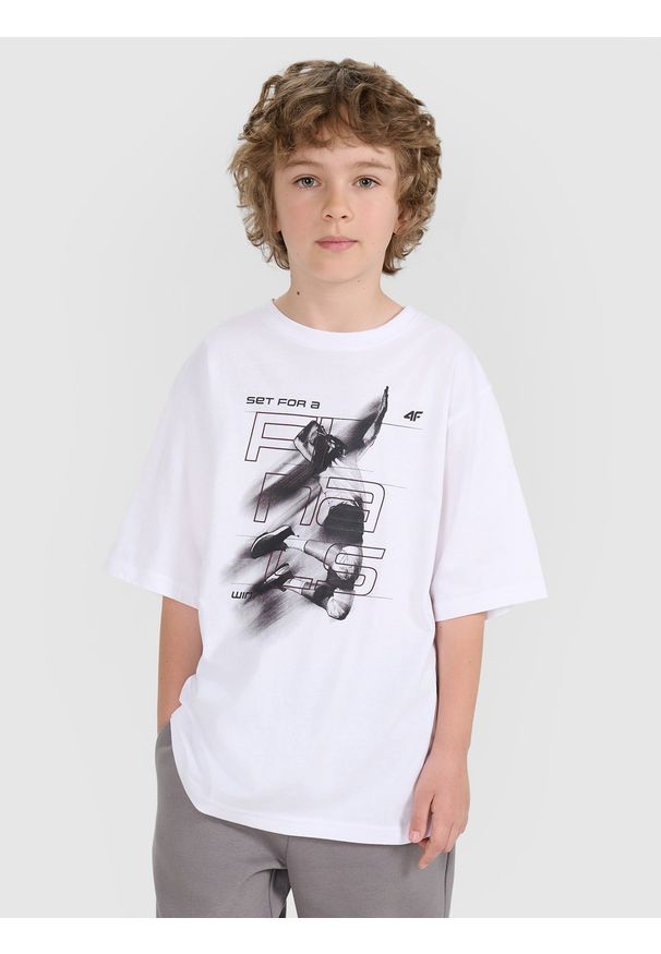 4f - 4F T-shirt regular z nadrukiem dziecięcy - biały 134/140 (8-10 lat). Okazja: na co dzień. Kolor: biały. Materiał: materiał, bawełna, jersey, dzianina. Wzór: nadruk. Sezon: lato. Styl: sportowy, młodzieżowy, klasyczny, casual