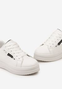 Born2be - Biało-Czarne Sneakersy na Grubej Podeszwie z Ozdobnym Suwakiem Vitrea. Nosek buta: okrągły. Kolor: czarny. Materiał: materiał. Obcas: na obcasie. Wysokość obcasa: niski #5