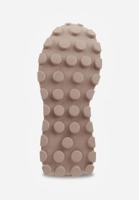 Born2be - Beżowe Sneakersy z Zamszu Naturalnego z Perforacją na Grubej Podeszwie Cezarisse. Kolor: beżowy. Materiał: zamsz #9