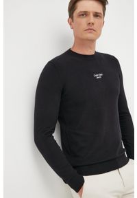 Calvin Klein Jeans sweter J30J320618.9BYY męski kolor czarny lekki. Okazja: na co dzień. Kolor: czarny. Długość rękawa: długi rękaw. Długość: długie. Wzór: aplikacja. Styl: casual #5